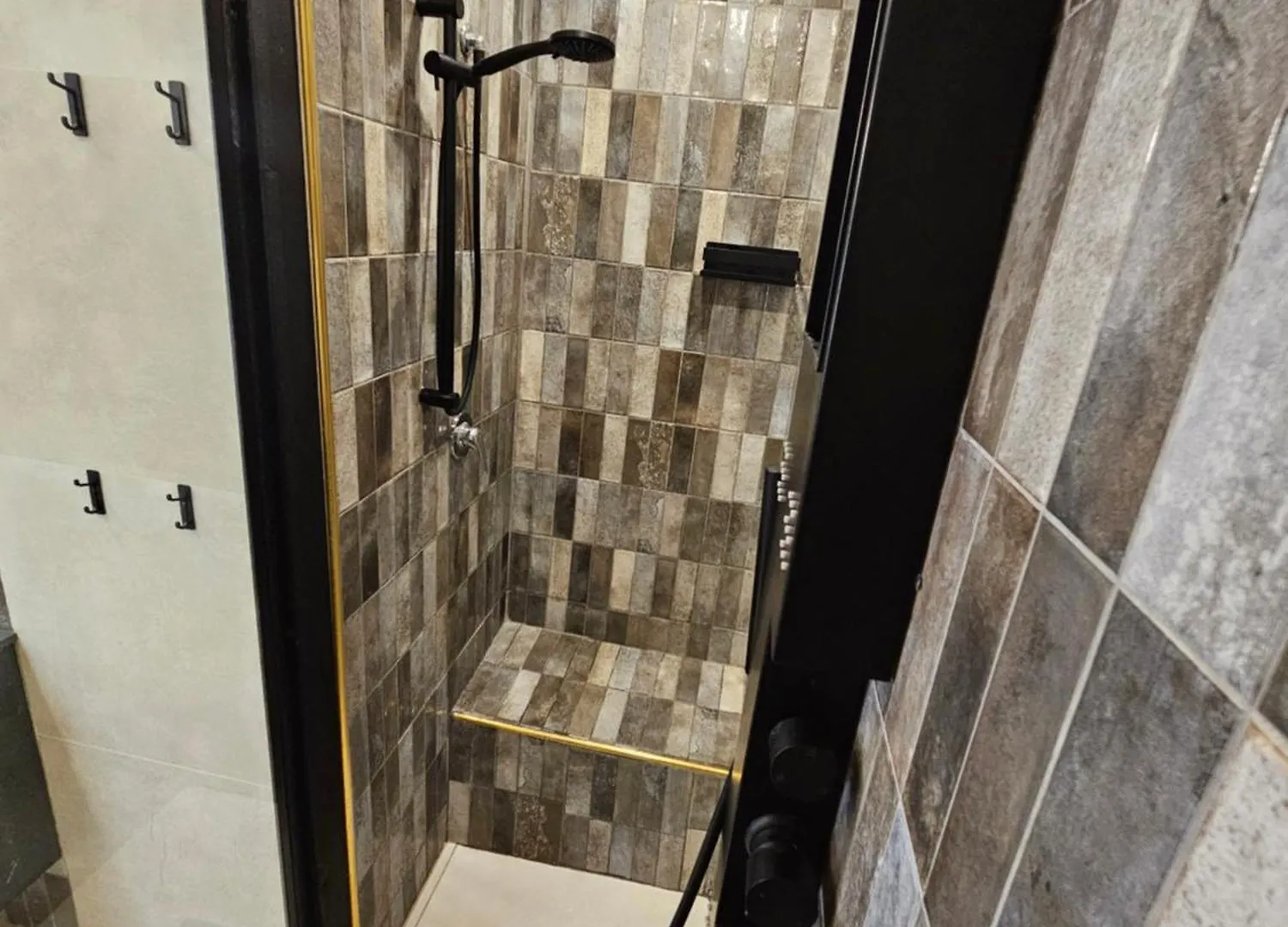 Διαμέρισμα Exclusive Top Floor 2-Bedroom Flat Μιλάνο