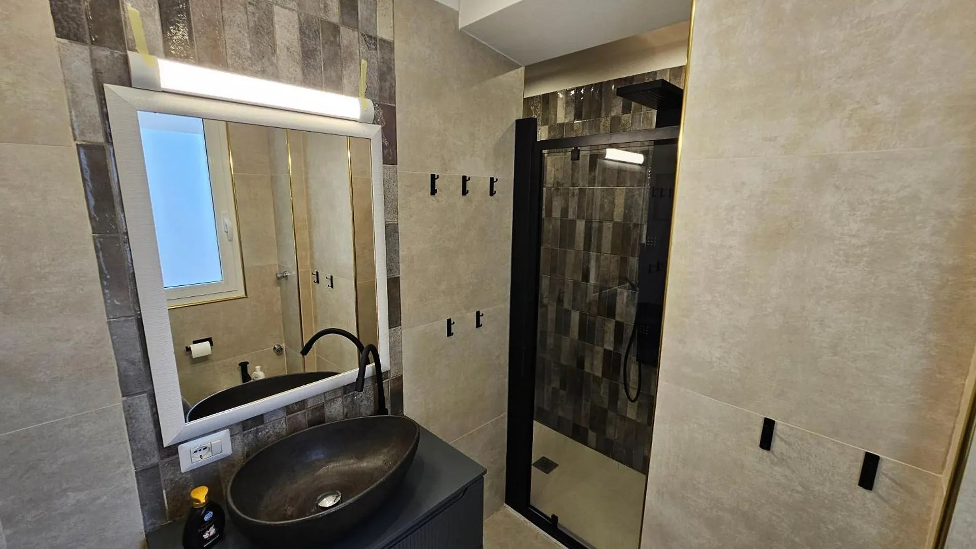 Διαμέρισμα Exclusive Top Floor 2-Bedroom Flat Μιλάνο Ιταλία