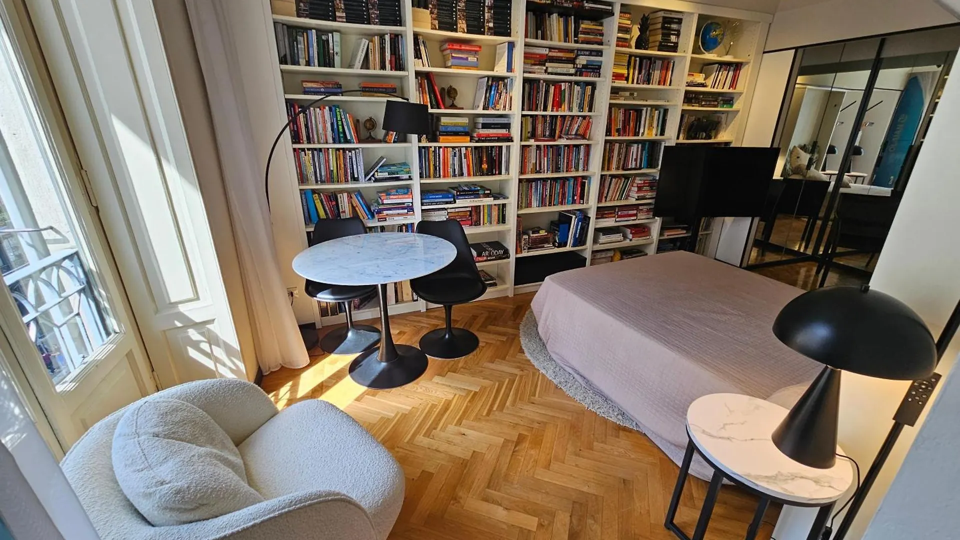 Exclusive Top Floor 2-Bedroom Flat Μιλάνο 0*,  Ιταλία